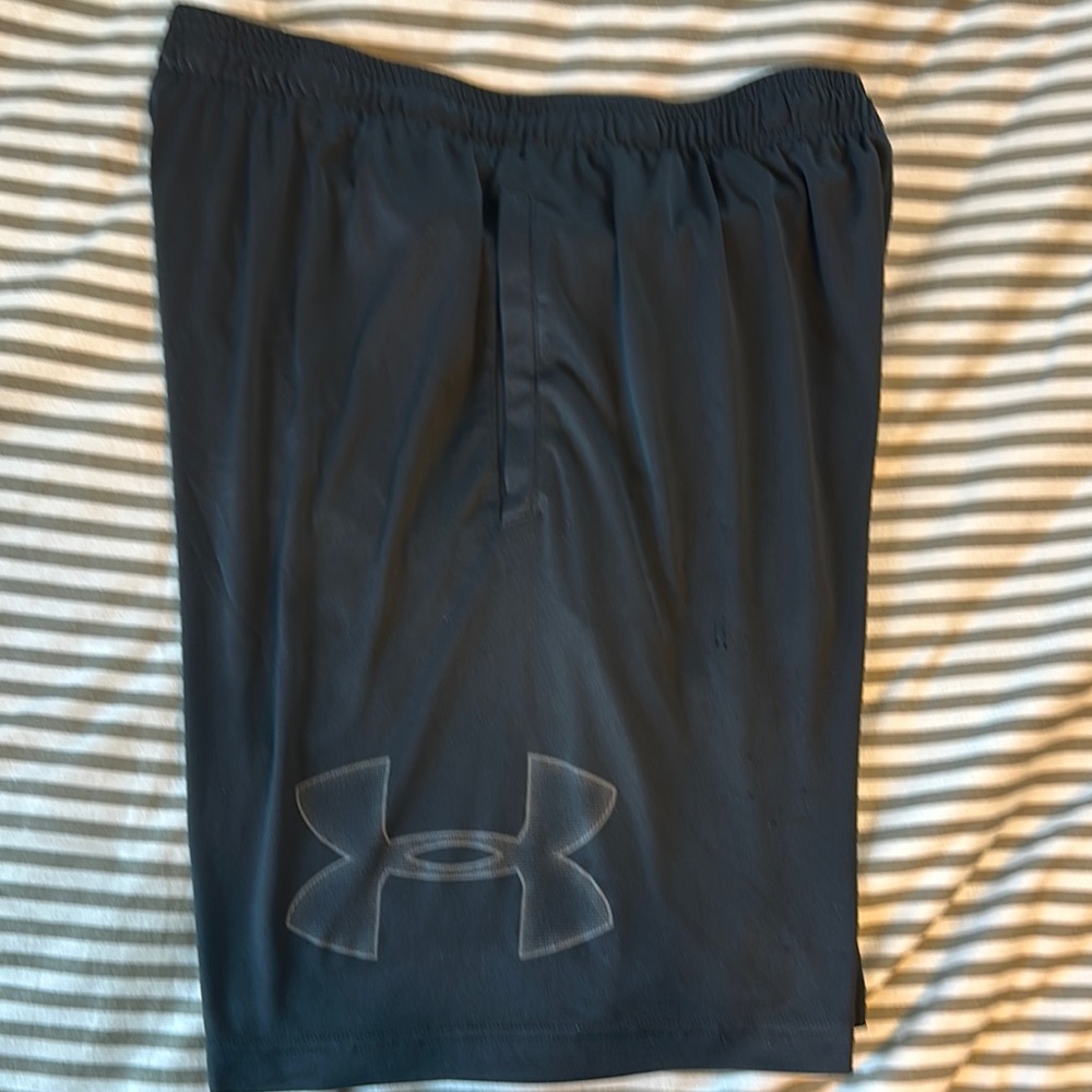 Under Armour Men's Black Shorts